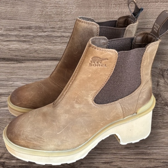 Sorel Chelsea boots Tan Ankle pull on hi line heeled NEW 7.5 leather moto boho - Picture 5 of 13